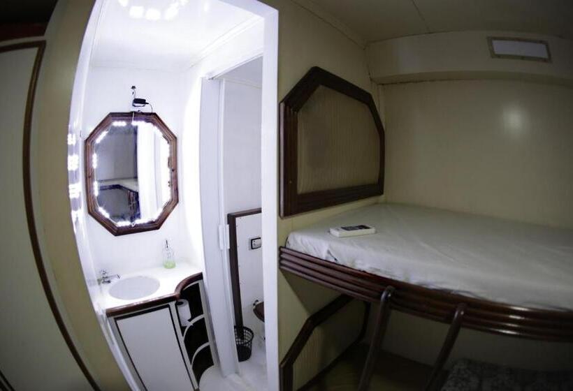 4인용 스탠다드 룸, Tapri   Hotel Flutuante