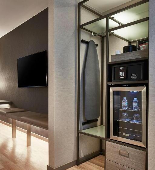 اتاق استاندارد با تخت بزرگ, AC Hotel Nashville Downtown