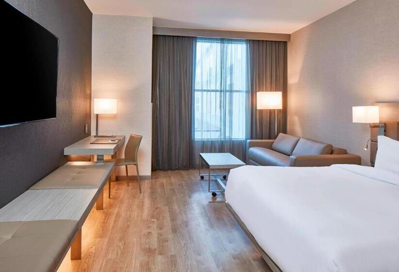 اتاق استاندارد با تخت بزرگ, AC Hotel Nashville Downtown