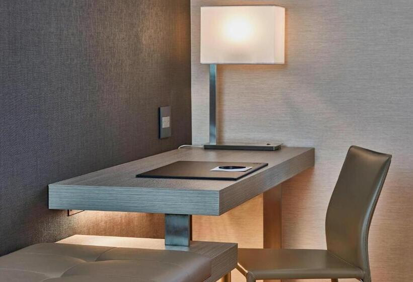 اتاق استاندارد, AC Hotel Nashville Downtown