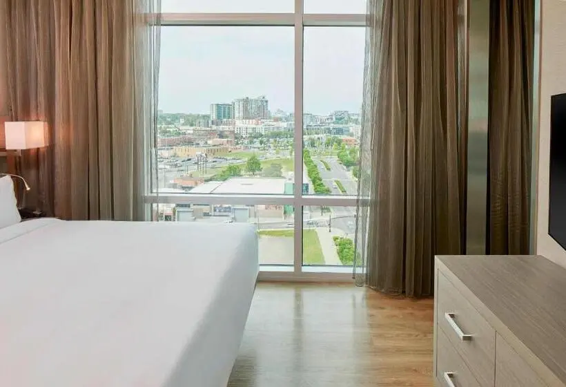 Junior Suite King Bed
