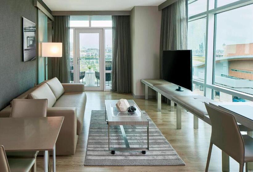 سوئیت جونیور با تخت بزرگ, AC Hotel Nashville Downtown