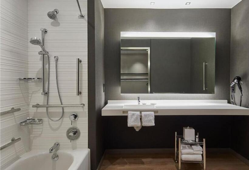 Quarto Estandar para Deficientes Físicos, AC Hotel Nashville Downtown