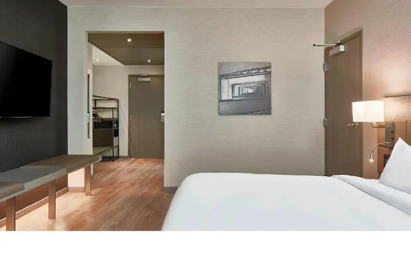 Standard Room King Size Bed