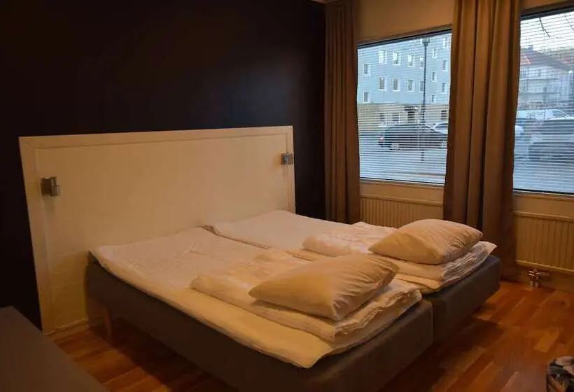 اتاق استاندارد با سرویس بهداشتی مشترک, Hostel Snoozemore