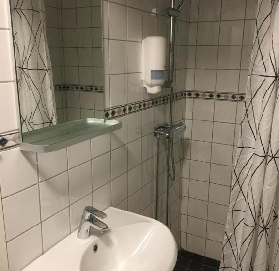 プレミアムファミリールーム, Hostel Snoozemore