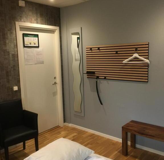 プレミアムファミリールーム, Hostel Snoozemore