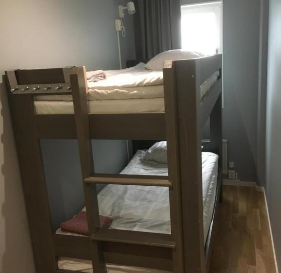 プレミアムファミリールーム, Hostel Snoozemore