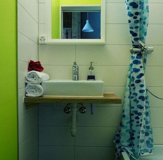 מיטה בחדר משותף, Adventure Hostel Interlaken