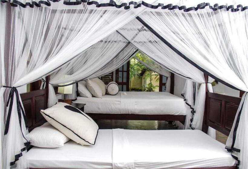 Трехместный Номер Стандарт Вид на Сад, Good Karma Villa