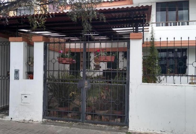 Habitació Estàndard, Ruta Alterna Backpacker