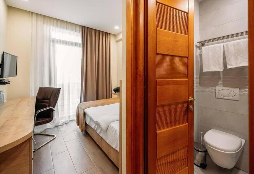 اتاق اکونومی یک تخته, Atrium Boutique