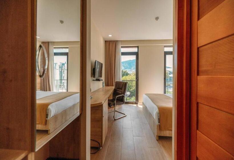 اتاق استاندارد با تخت بزرگ, Atrium Boutique