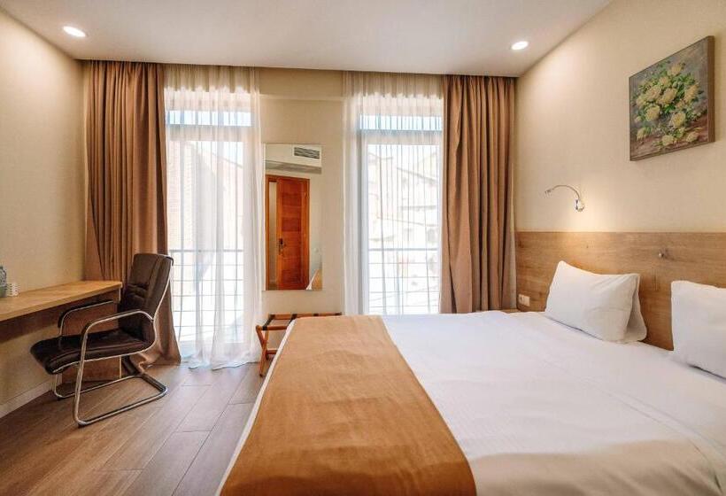 اتاق اکونومی, Atrium Boutique