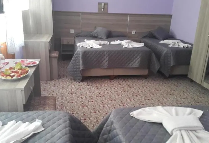 Standard Viiden Hengen Huone, Grand Yayla