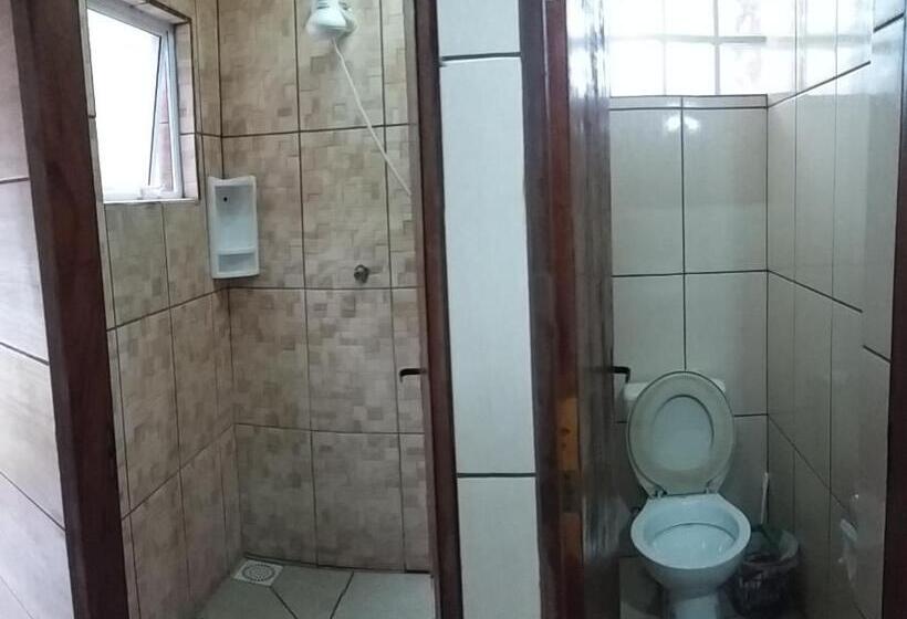 バスルーム共有のシングルスタンダード, Majestic