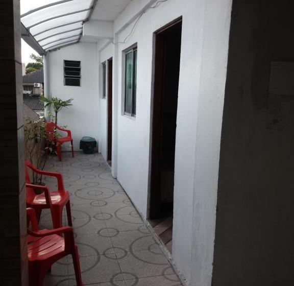 バスルーム共有のシングルスタンダード, Majestic