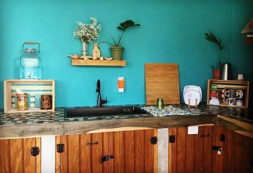 اتاق استاندارد با سرویس بهداشتی مشترک, Casa Coral