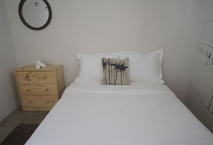 اتاق استاندارد با سرویس بهداشتی مشترک, Casa Coral