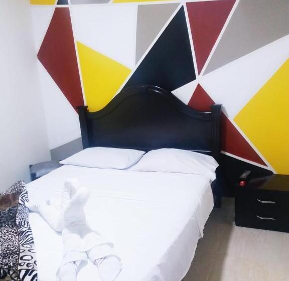 스탠다드 룸, Dulces Sueños