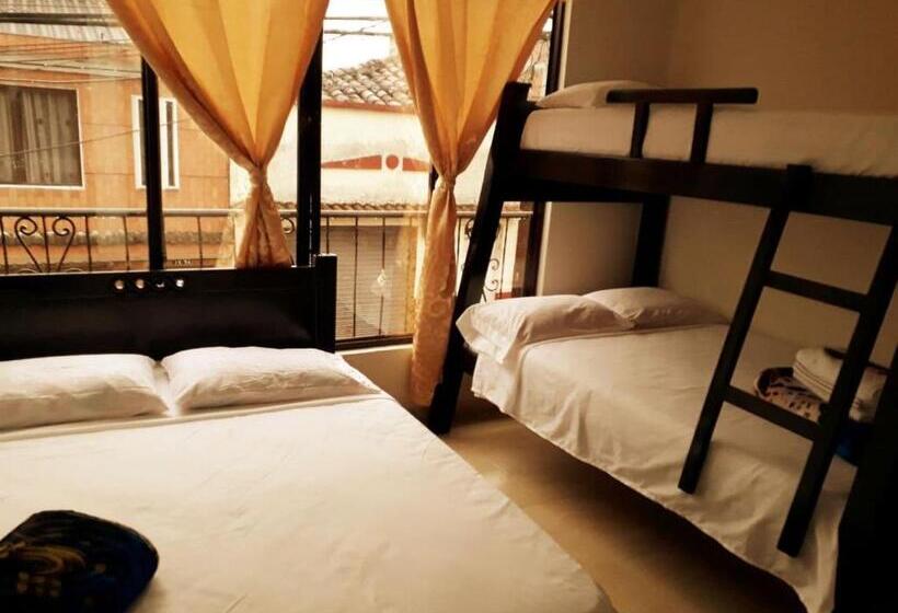 패밀리 룸, Dulces Sueños