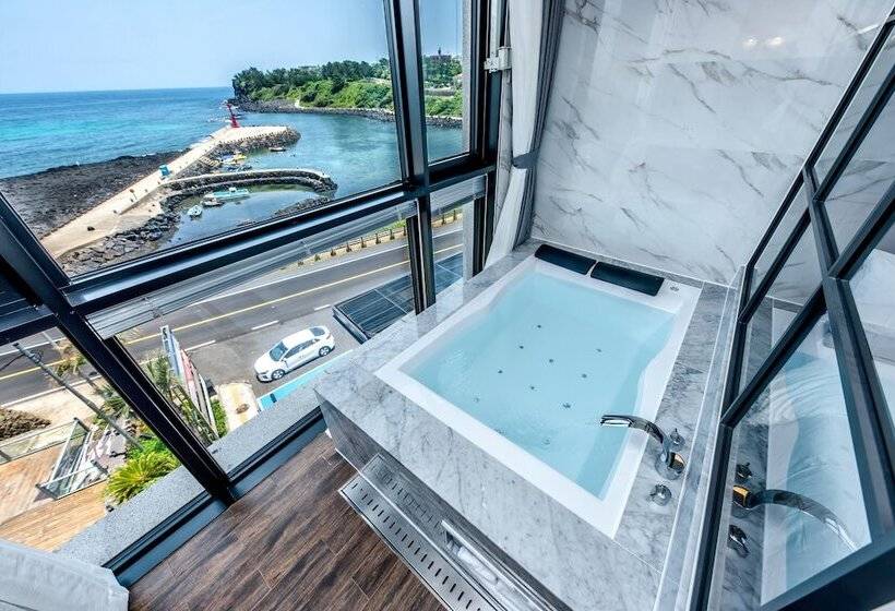 豪华海景房, Dyne Oceano