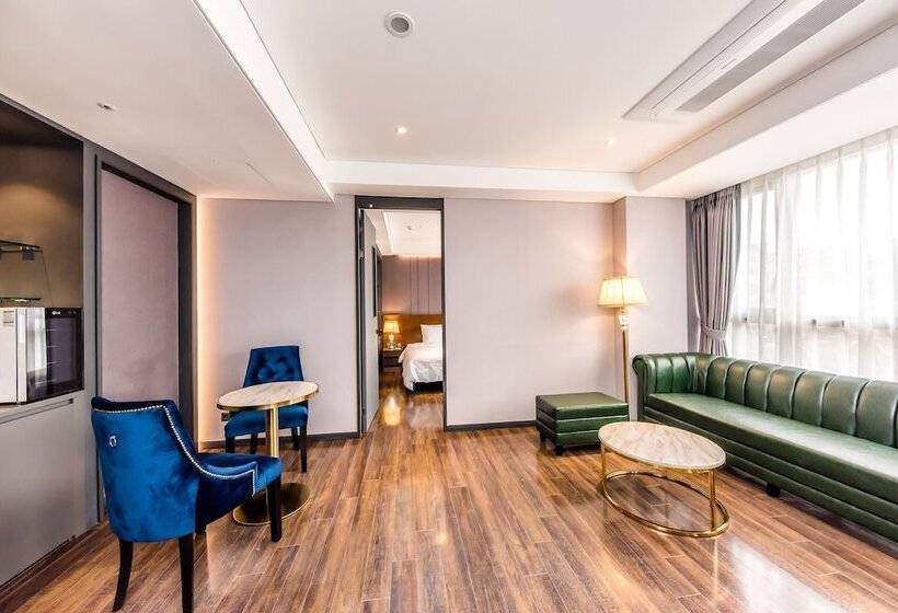 家庭套房, Dyne Oceano