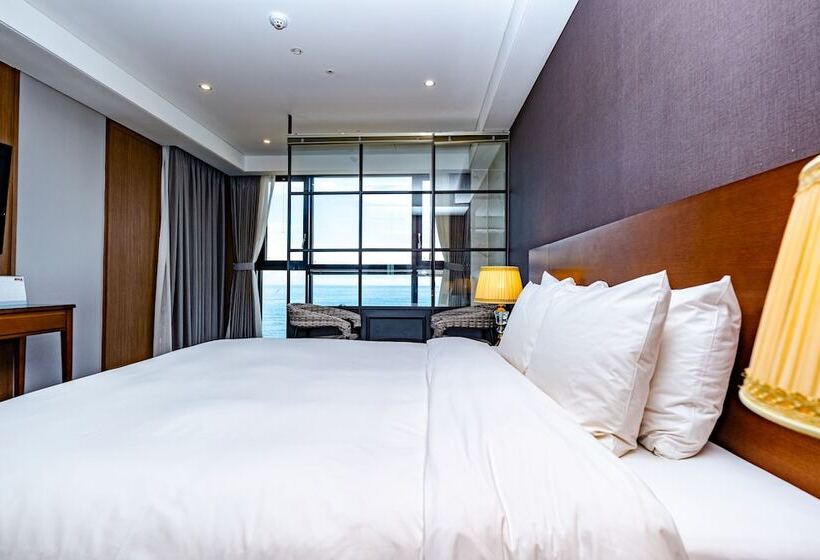 家庭套房, Dyne Oceano