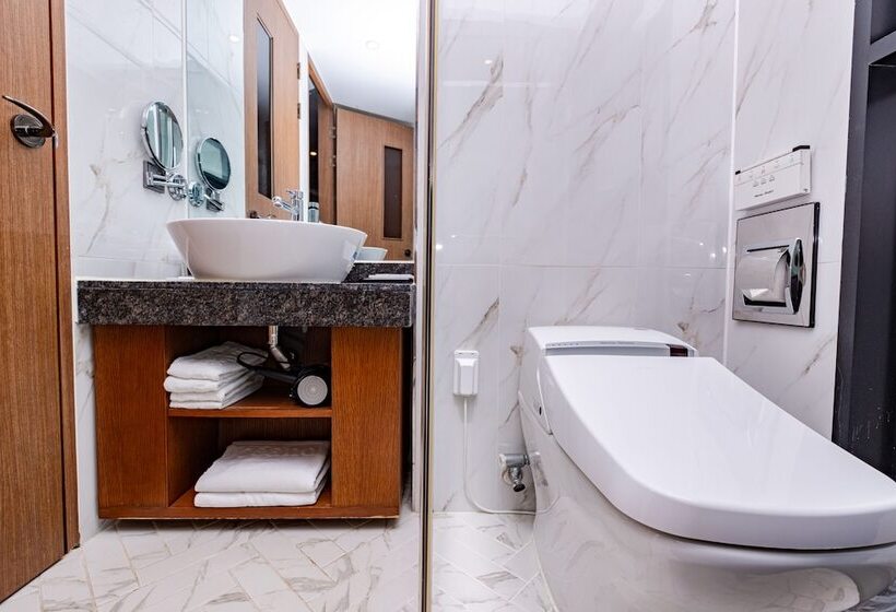 皇家套房, Dyne Oceano