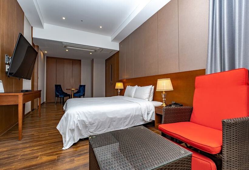 皇家套房, Dyne Oceano