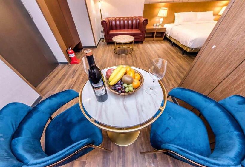 高级大房间, Dyne Oceano