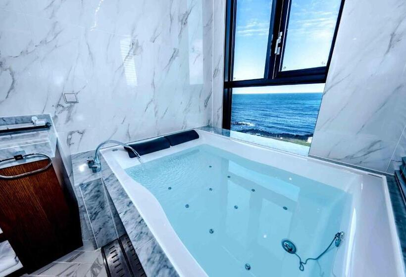 高级大房间, Dyne Oceano