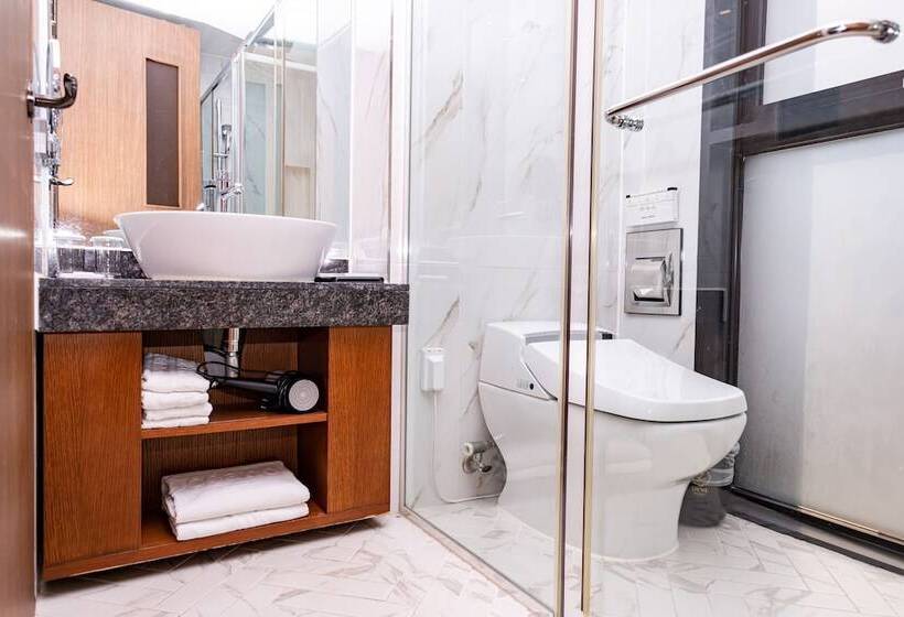 皇家套房, Dyne Oceano