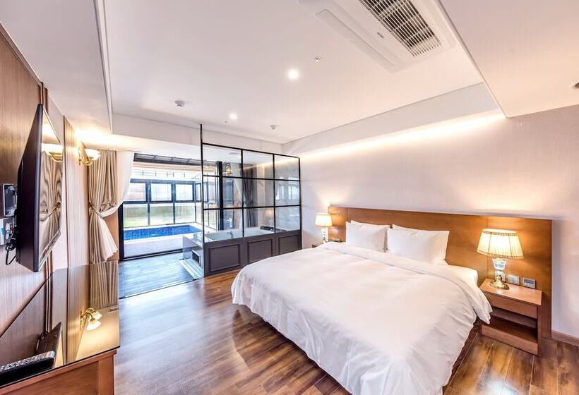 别墅: 1间卧室带游泳池, Dyne Oceano