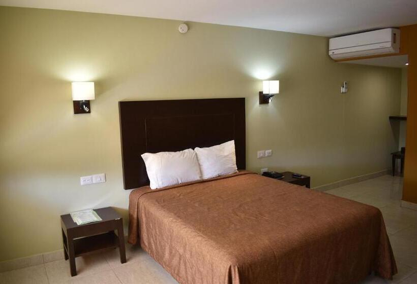适合残疾人使用的标准间, El Camino Hotel & Suites