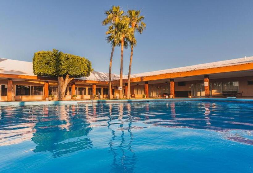 スタンダードルーム, El Camino Hotel & Suites
