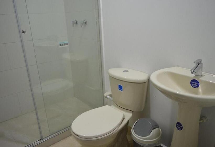 اتاق استاندارد چهار تخته, Gran Palacio