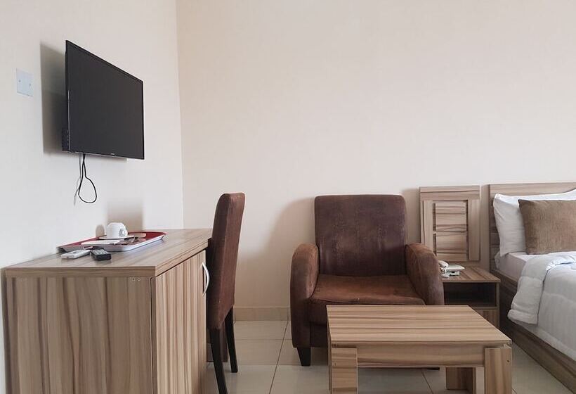 Номер Стандарт, Peace Media Hotels