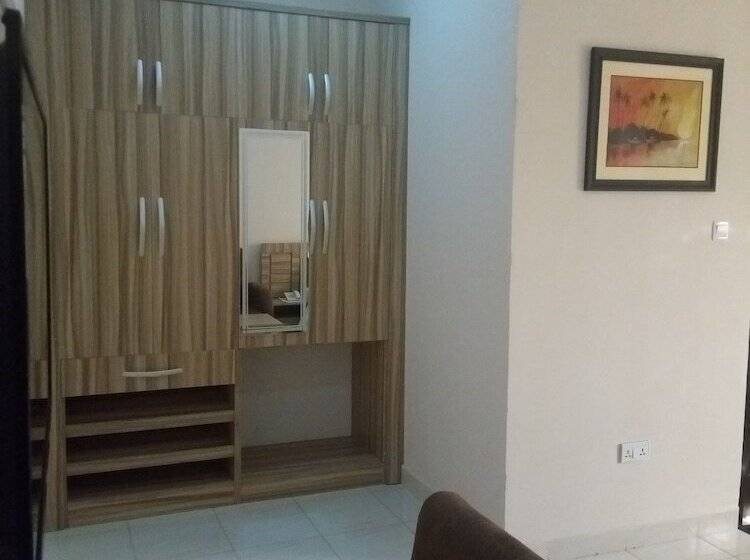 Номер Стандарт, Peace Media Hotels