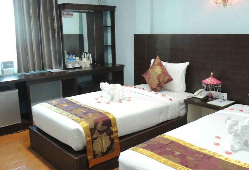 اتاق استاندارد, San Taw Win