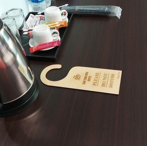 اتاق خانوادگی, San Taw Win