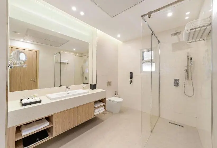 اتاق لوکس با تخت بزرگ, Barceló Hotel & Residences, Bahrain