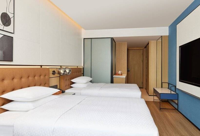 シティビューのスーペリアルーム, Four Points By Sheraton Chongqing North Railway Station