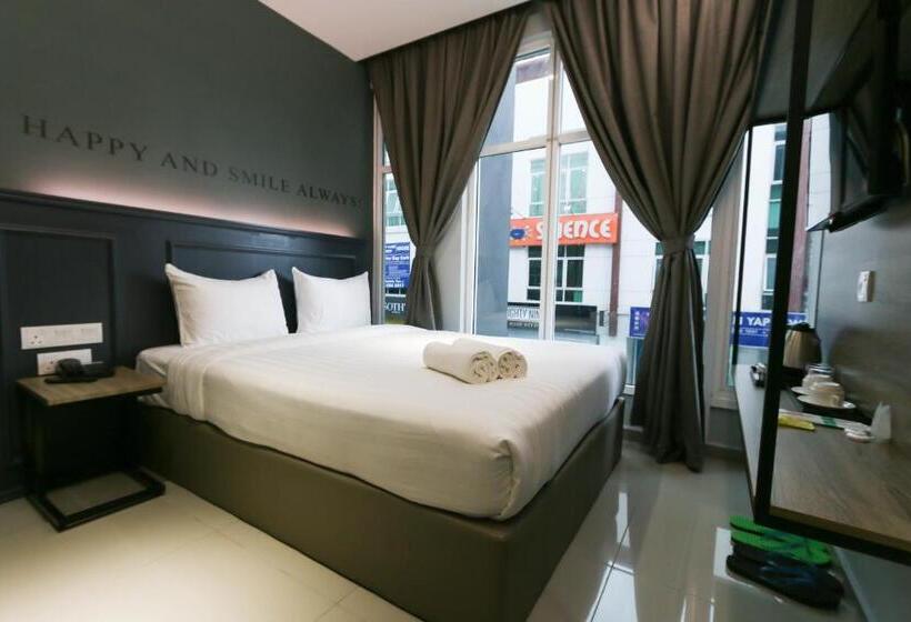 اتاق استاندارد, 99 Sri Petaling