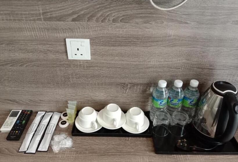 Pokój Rodzinny, 99 Sri Petaling