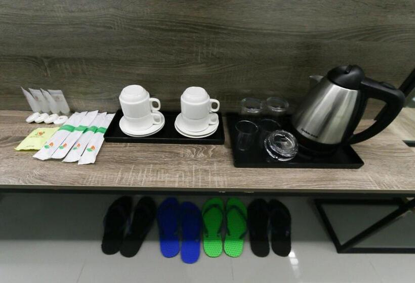 اتاق لوکس خانوادگی, 99 Sri Petaling