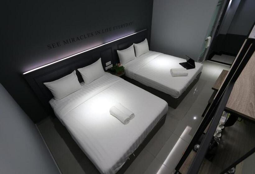 Pokój Rodzinny Deluxe, 99 Sri Petaling