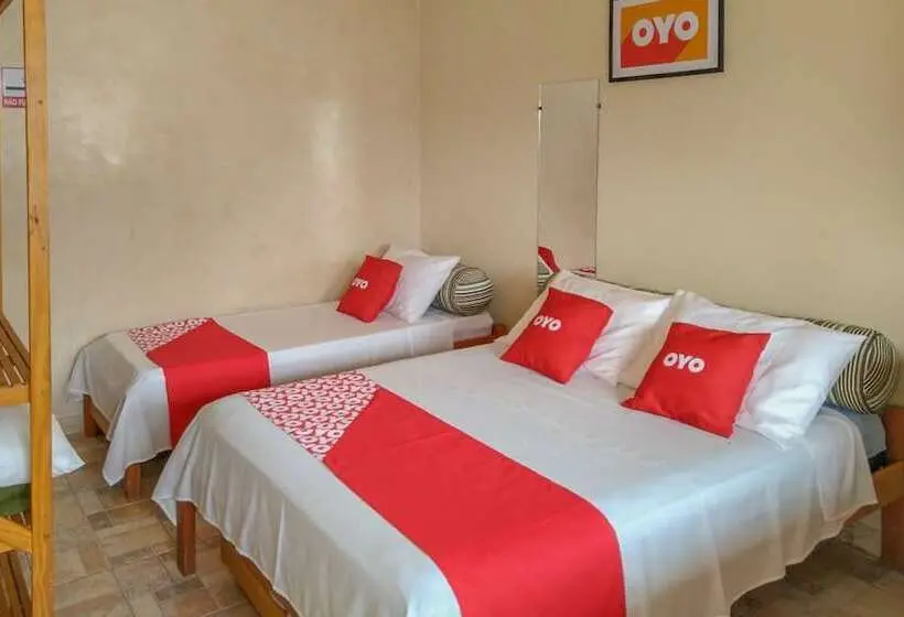 Standard Kolmen Hengen Huone, Costa Serena