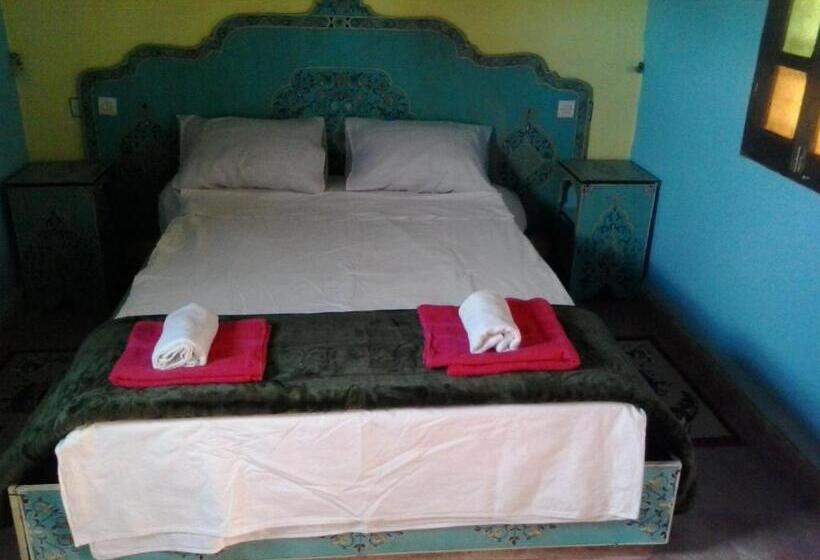 Номер Стандарт, Dar Haroun