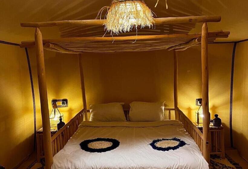 Standard Tent, Dar Haroun